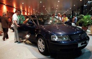 El turismo y las empresas logran el primer aumento en la venta de coches