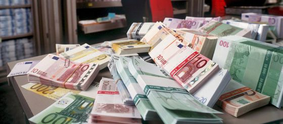 Las operaciones en efectivo de ms de 2.500 euros estn prohibidas desde hoy