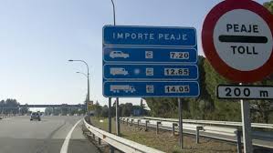 La OCDE pide crear peajes para compensar la ca�da de ingresos por carburante por el coche el�ctrico